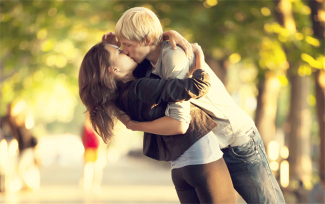 泡妞是一门技术 微信实战泡妞技巧教学