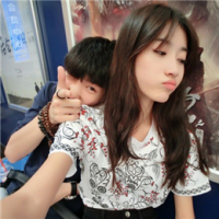 感情好的情侣微信双人头像大全 我喜欢你与愚人节无关