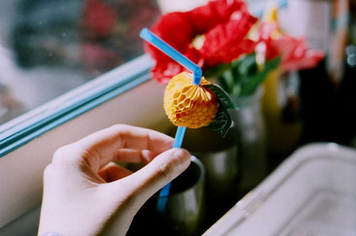 隔着眼泪看世界 整个世界都在哭