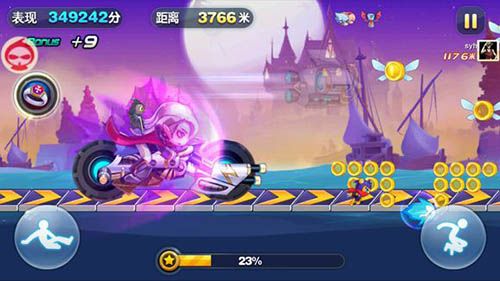 微信天天酷跑机械小子和吸血伯爵对比分析