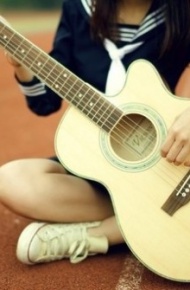 吉他美女非主流微信图片 把时间都给了你才是该珍惜的