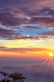 唯美山顶的云海日出微信图片 晨曦