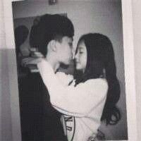 微信情侣头像余生好长，你好难忘