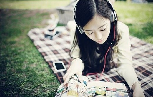 唯美听歌意境的微信图片 轻歌曼舞