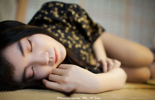 清新非主流美女微信高清图片 回眸一笑