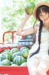 漂亮女生生活照写真微信高清图片 一笑百媚