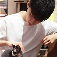 比较时尚帅气优雅的男生头像 曲一首烟花笑谱一曲离别伤