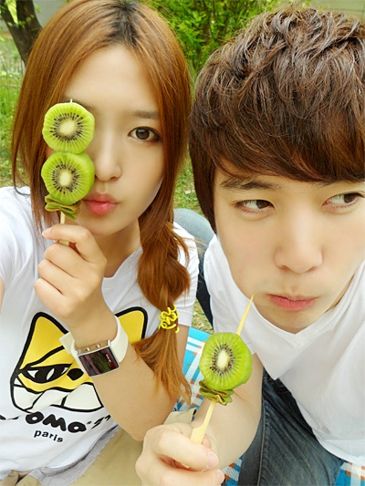 热恋情侣优美个性空间大图 不是不爱你了、而是我爱累了