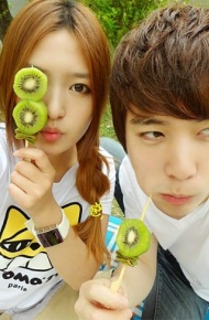 热恋情侣优美个性空间大图 不是不爱你了、而是我爱累了