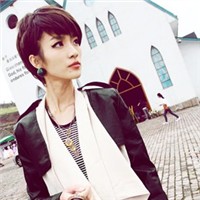 欧美意境风格的微信头像_你一定要比我过的幸福