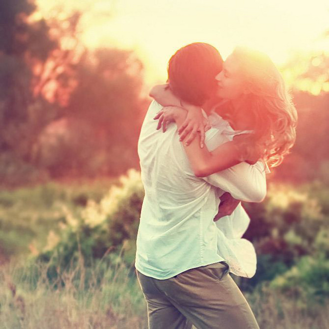 浪漫唯美恩爱情侣美图 爱尝鲜的你,自会将那过气的爱情关在乱岗里