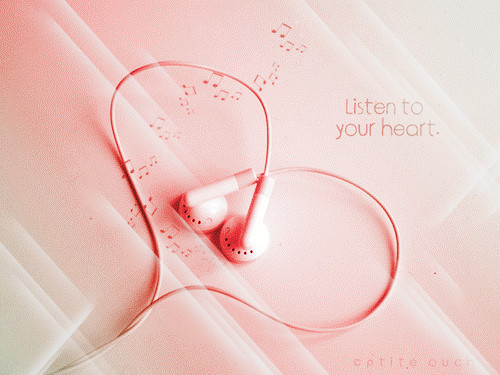 有种小情调感觉的非主流情感故事图片 戴上耳机聆听世界的美