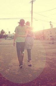 非主流唯美浪漫情侣空间图片 爱情是场梦,可有些人却总是睡过了头