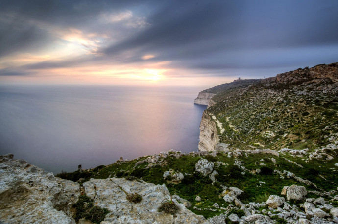 让人陶醉的唯美旅行图片 爱得越深越真，越易被对方轻贱