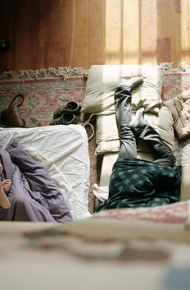 甜蜜拥抱的情侣空间图片 烈阳骄日的爱情，挤干了谁的冷漠