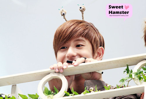 超帅的花美男好看写真图 当你变了心肠，如何还要求我心不变呢？