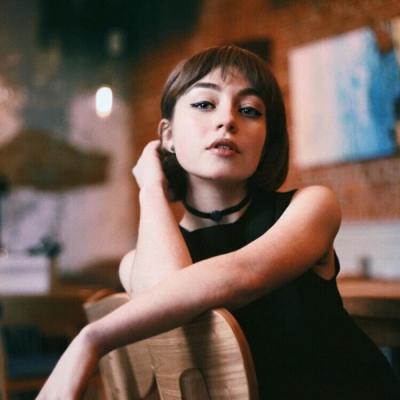 2018微信最新唯美欧美范小清新美女头像合集下载