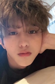 帅气鲜肉蔡徐坤微信相册封面图下载