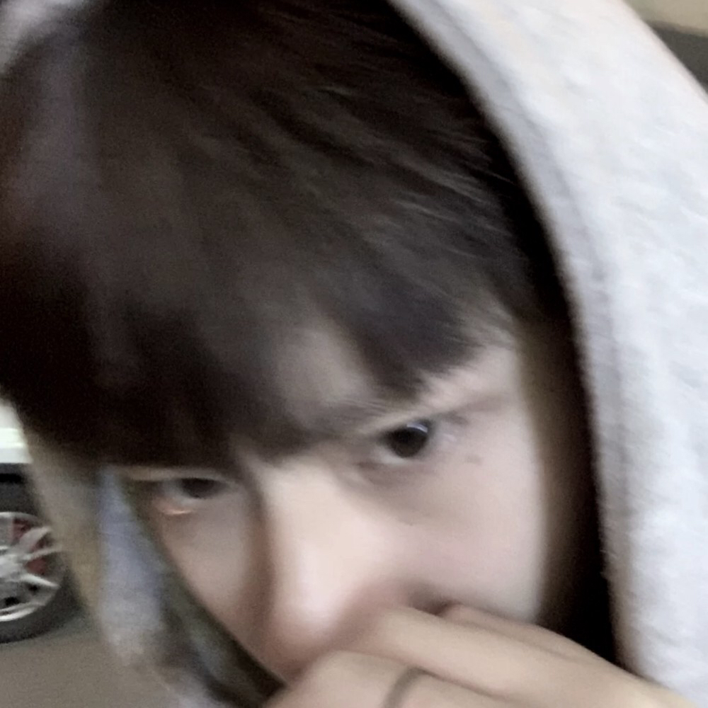 微信冷酷气质迷人男头