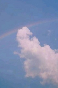 微信唯美彩虹朋友圈配图