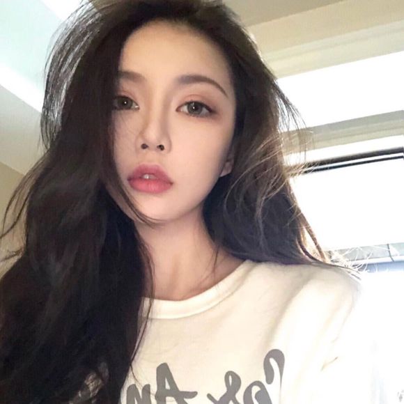 微信软妹长发女生头像