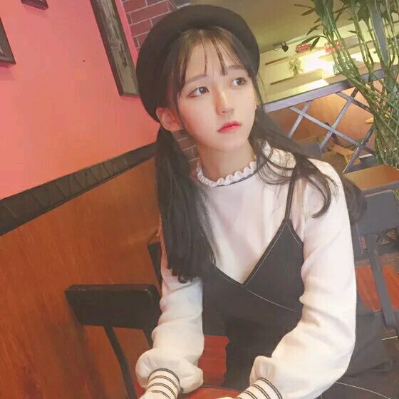 伤感长发时尚女生头像