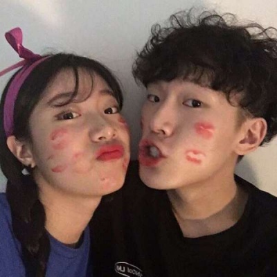 一左一右的微信唯美情侣头像合集