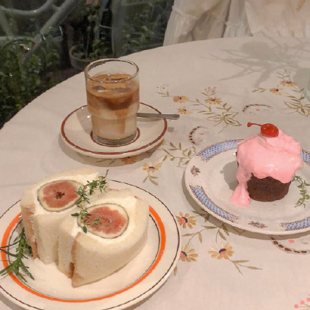 与星光同样浪漫的朋友圈配图