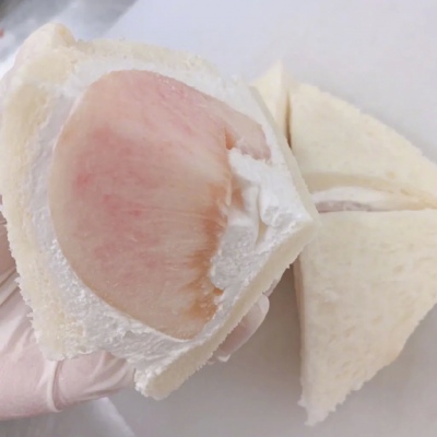 暖色系桃子食物背景图