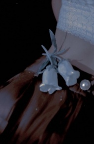 意境白色与众不同禁欲背景图