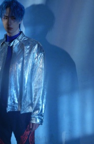 超帅气的王一博微信聊天背景图