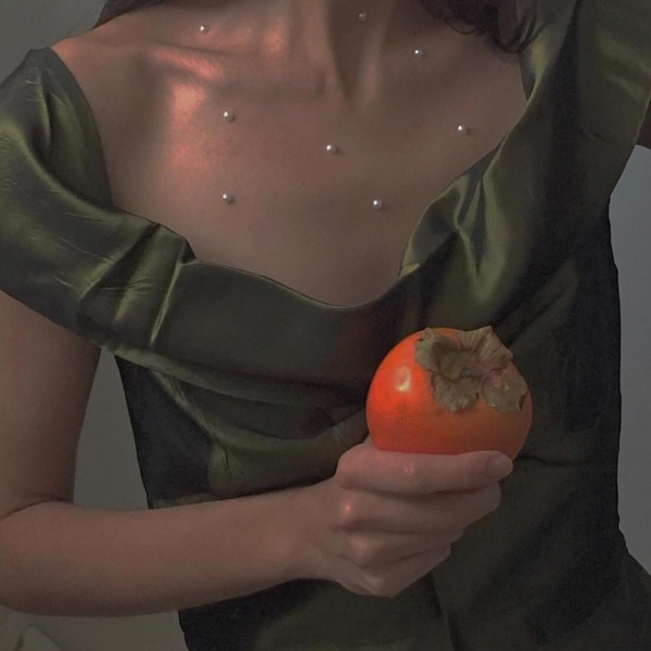 治愈系绿色护眼的微信聊天背景图