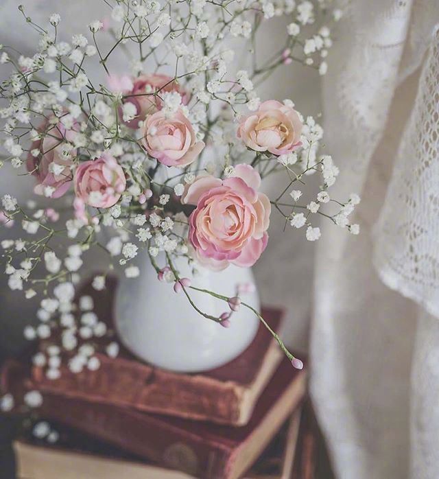 清新文静干净高雅的微信朋友圈配图