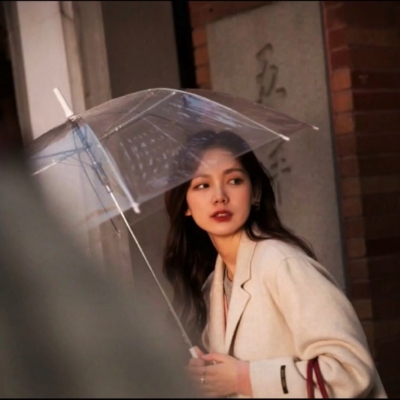 阳光可爱的女生微信头像