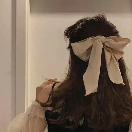 超拽唯美背影女生微信头像