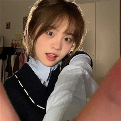 长在审美上的好看女生头像