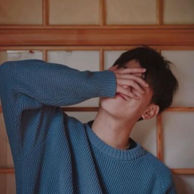 气质很好魅力的男生头像