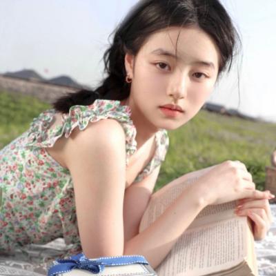 清新好看的女生头像