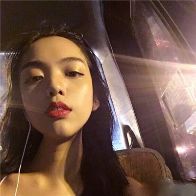 唯美女生清纯气质图片