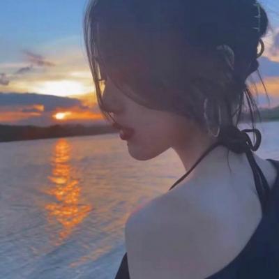 高颜值网红女生头像