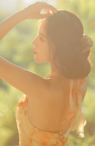 高颜值复古惊艳高清美女微信背景图