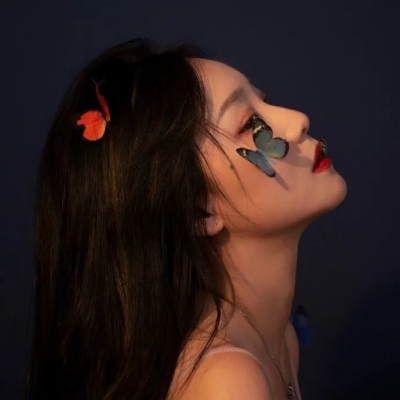 酷拽有个性的女生微信头像