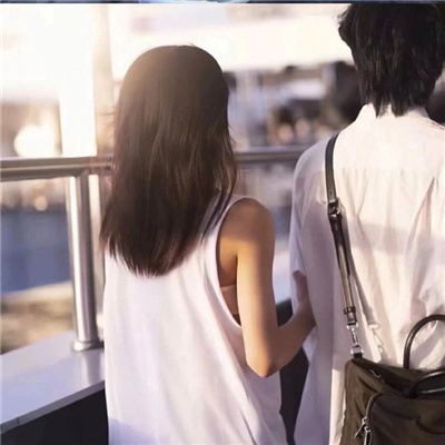 干净很有幸福感的真人情头