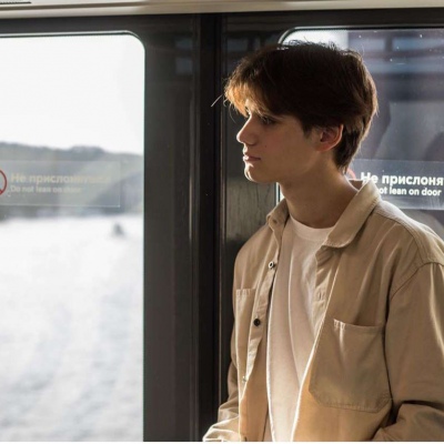 潮流男生欧美范霸气头像