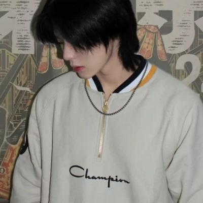 超酷的热门男生头像