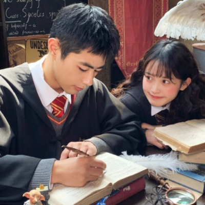 一人一半秀恩爱情侣微信头像