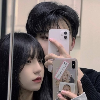 让人很羡慕很甜蜜的情侣微信头像