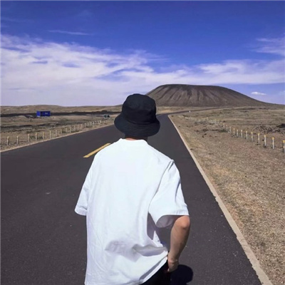 超级优质的氛围感十足的背影男头