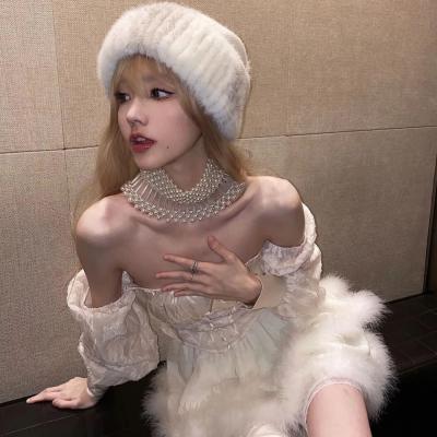 带帽萌妹女生头像