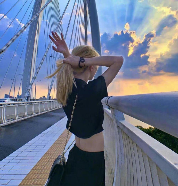 超飒超好看的微信头像